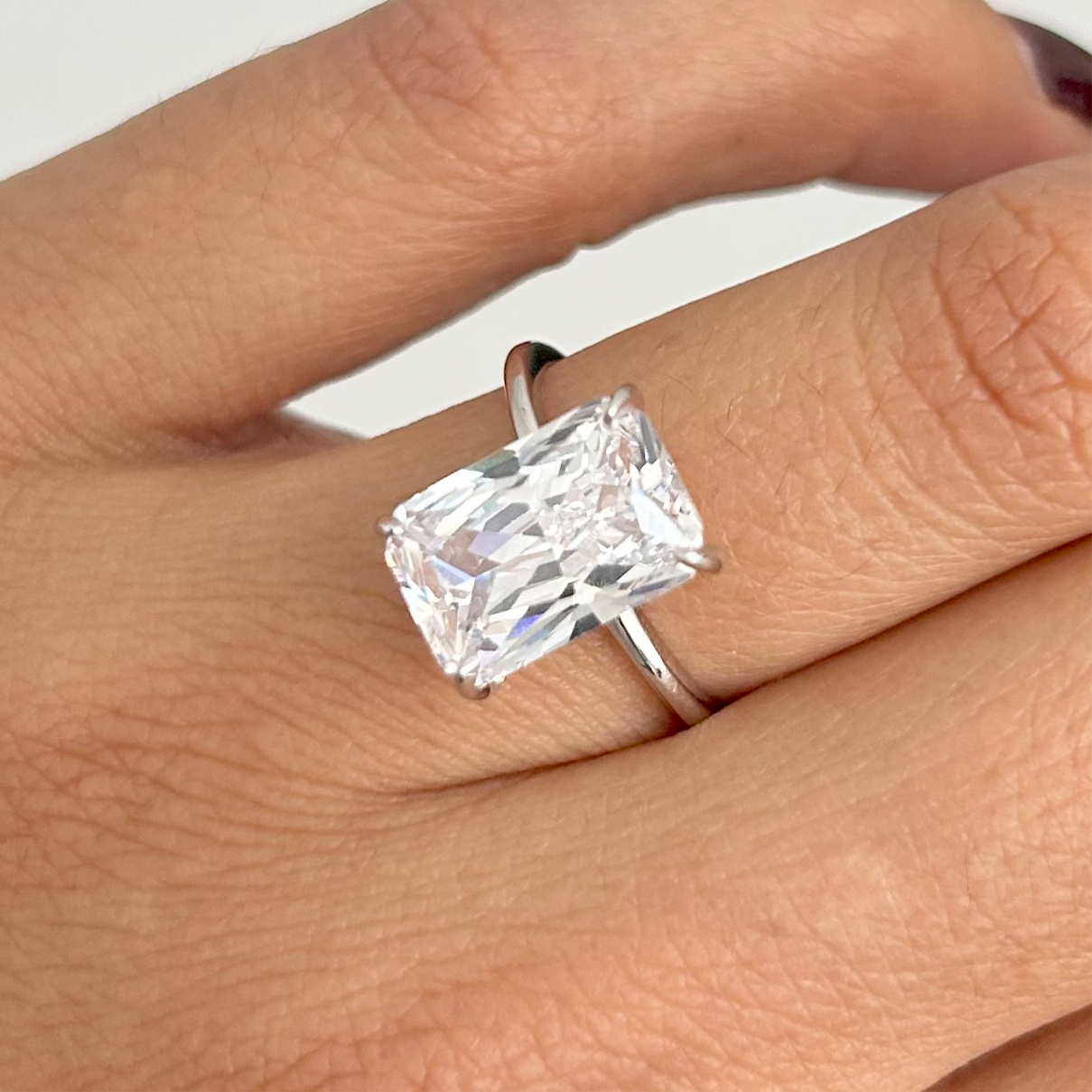 Anillo Capri