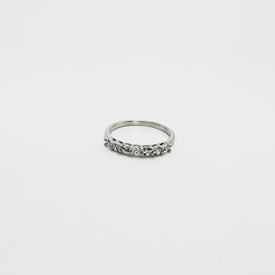 Anillo Amelia