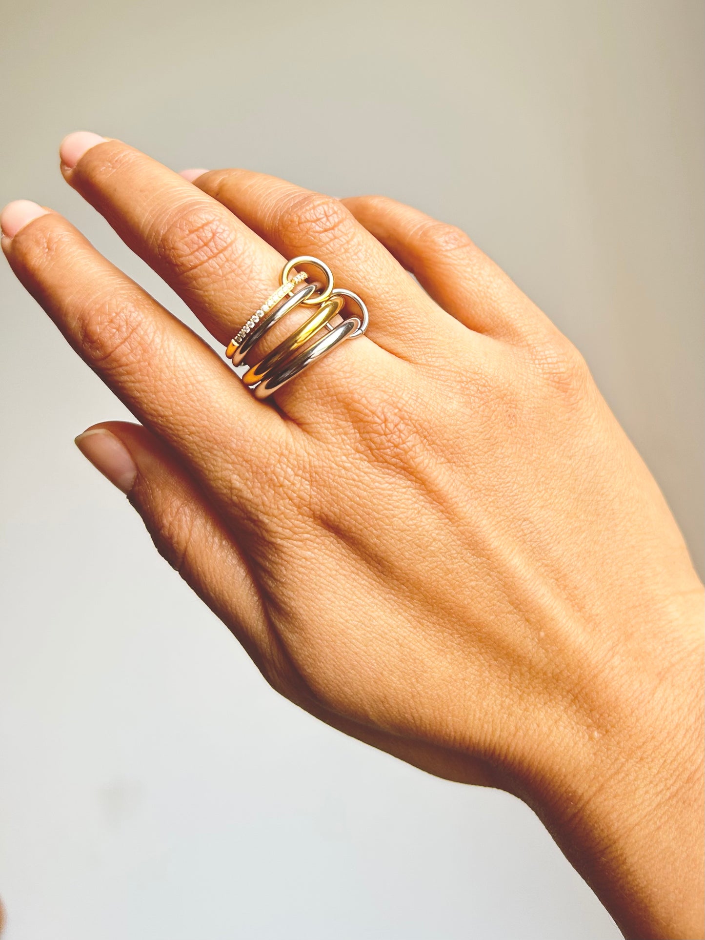 Anillo Matilda