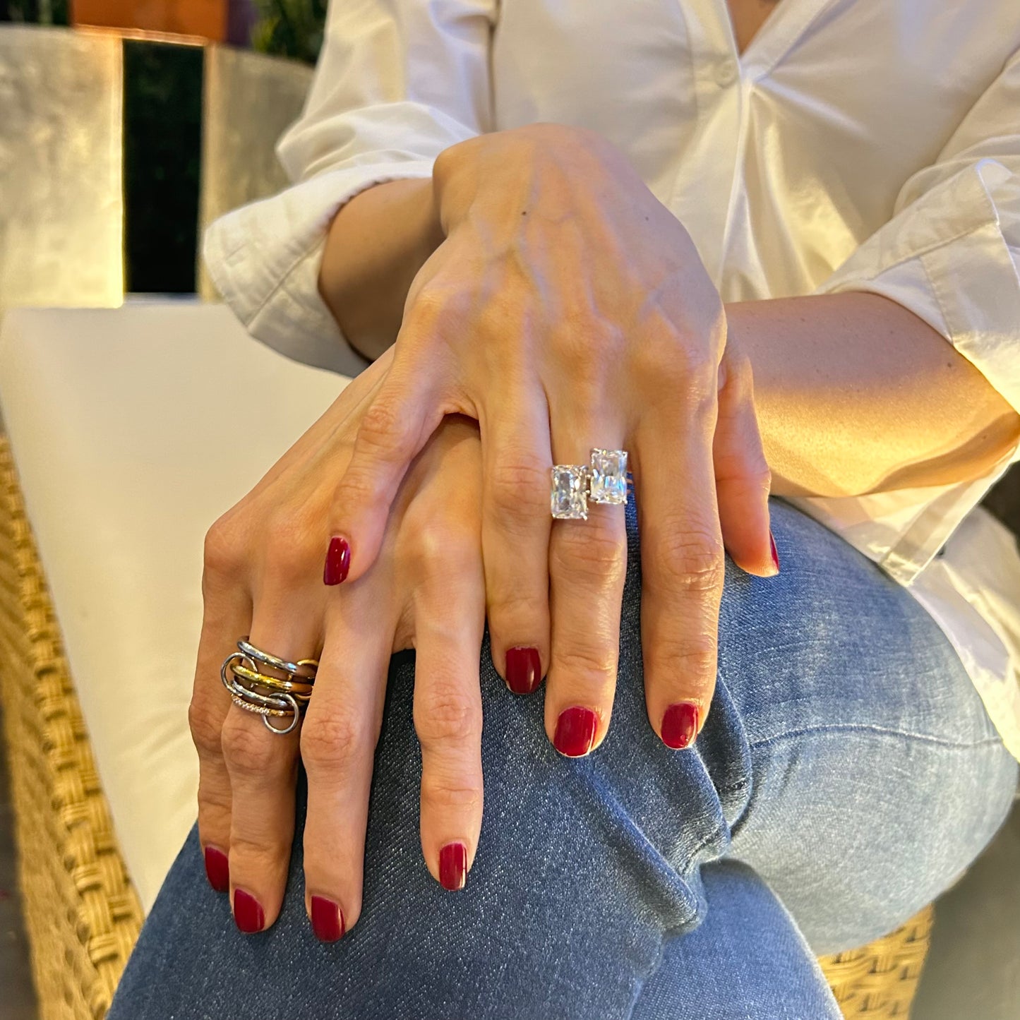 Anillo Capri