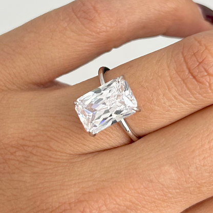 Anillo Capri