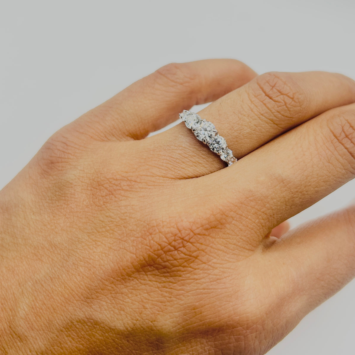 Anillo Noa Moissanitas