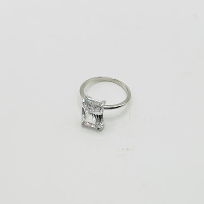 Anillo Capri