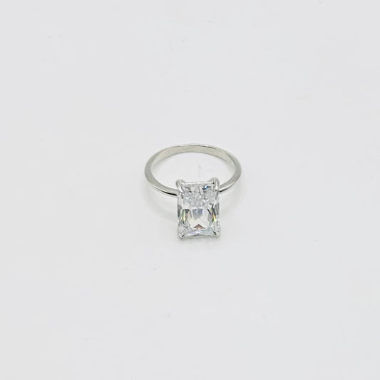 Anillo Capri