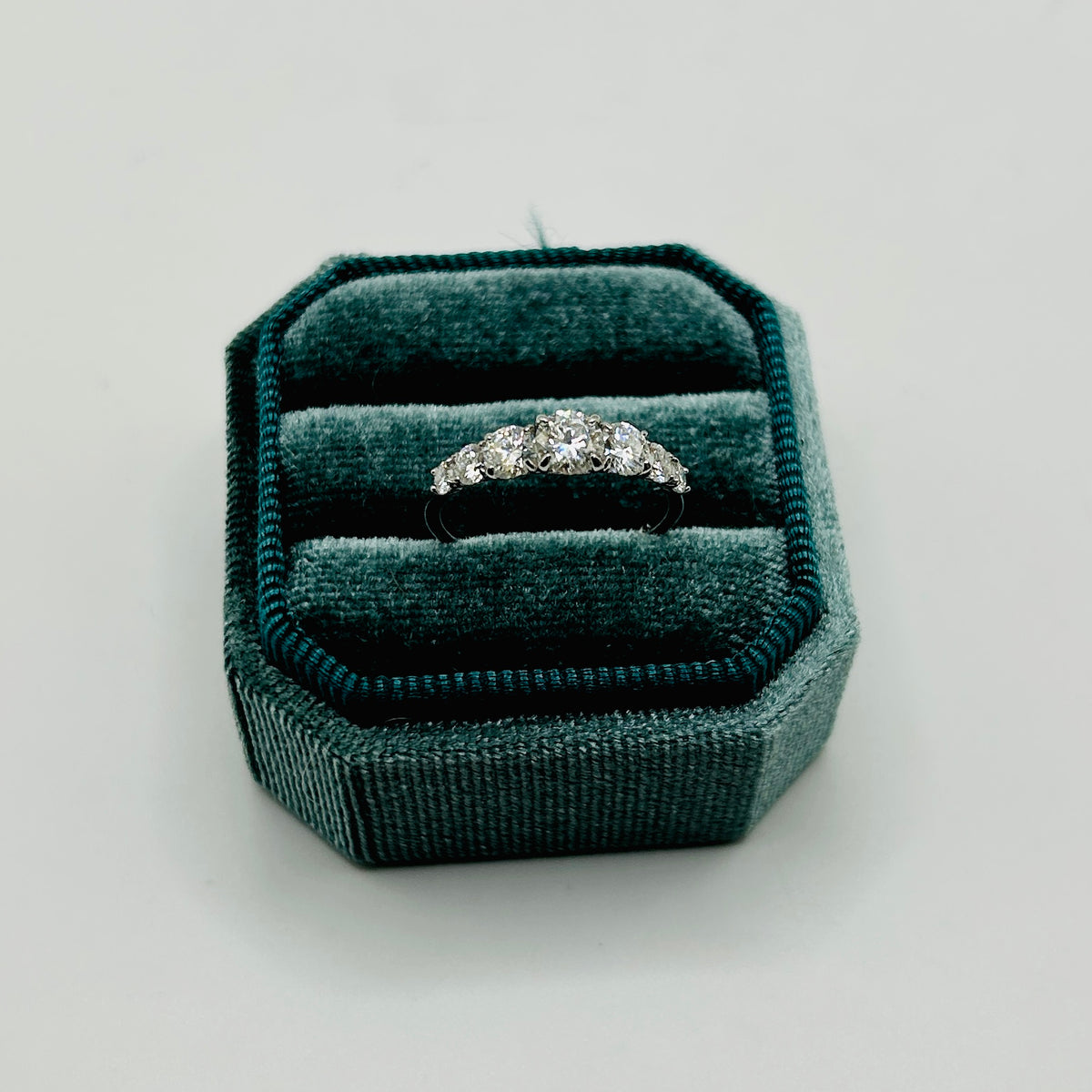 Anillo Noa Moissanitas
