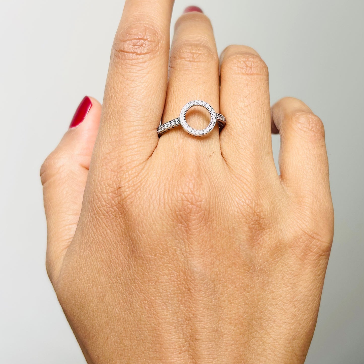 Anillo Greta