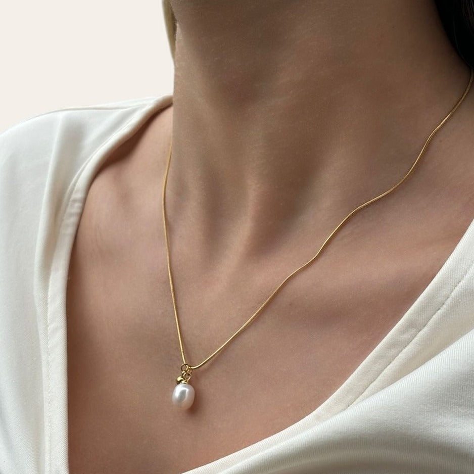 Collar Gota